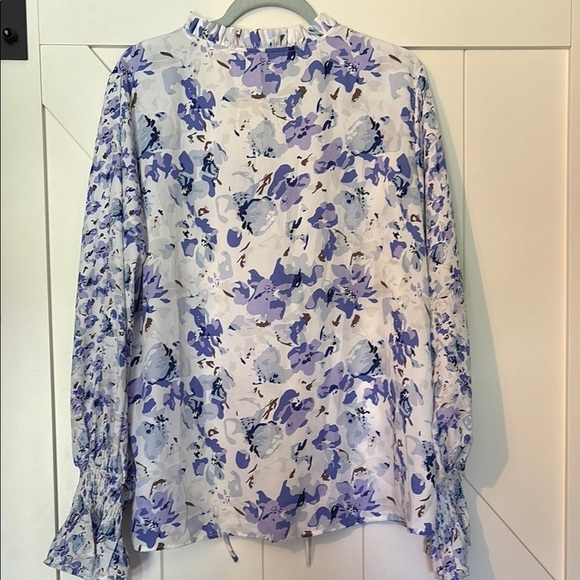 NWOT Boho Blue and White Ruffled Tie Front Blouse - Picture 7 of 7